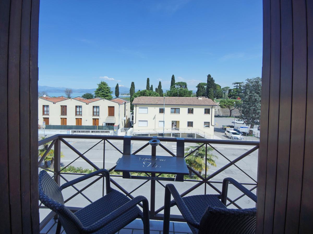 Hotel Dori Peschiera del Garda Exterior foto